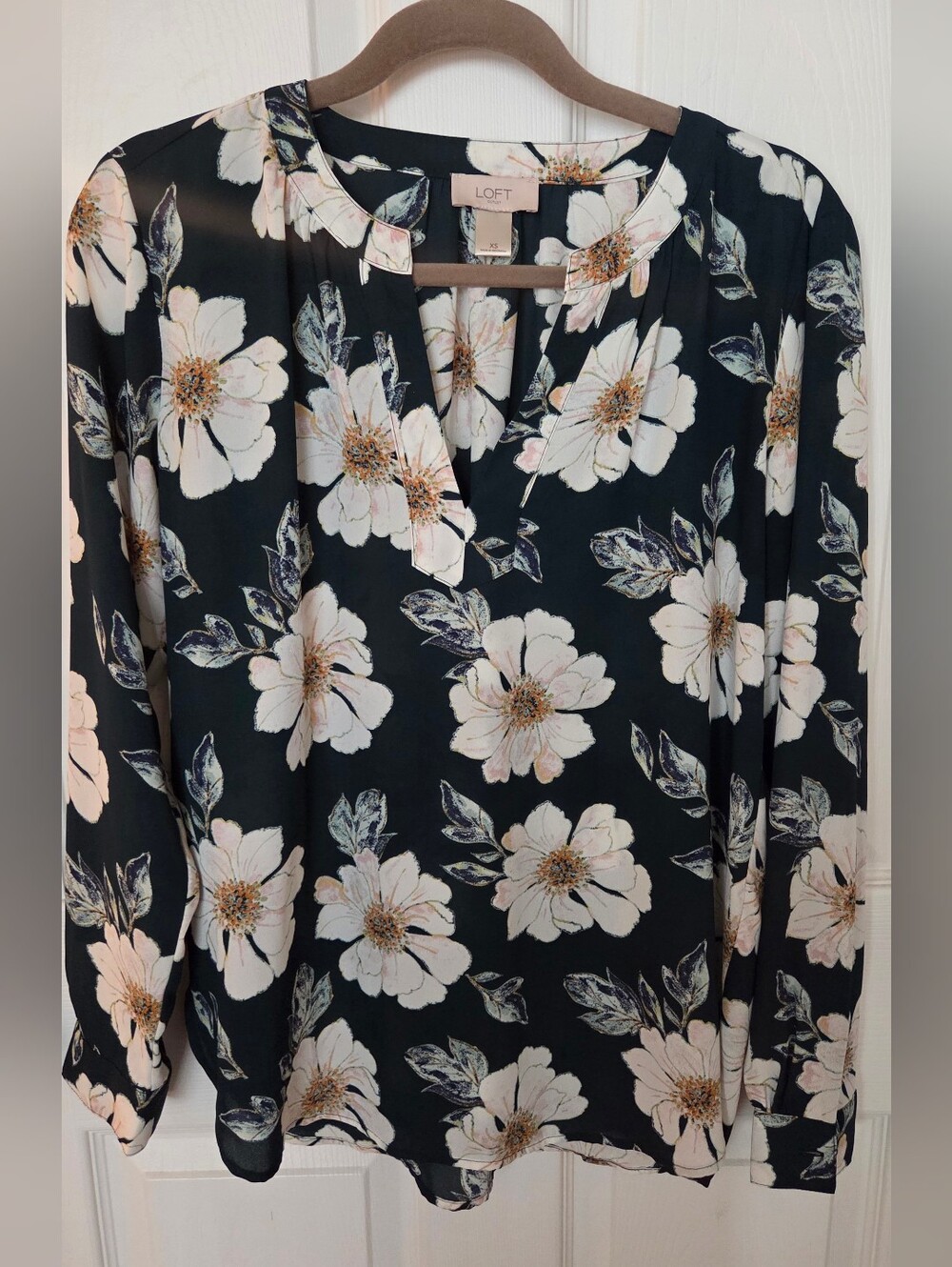 LOFT Dark Green Floral V-Neck Blouse